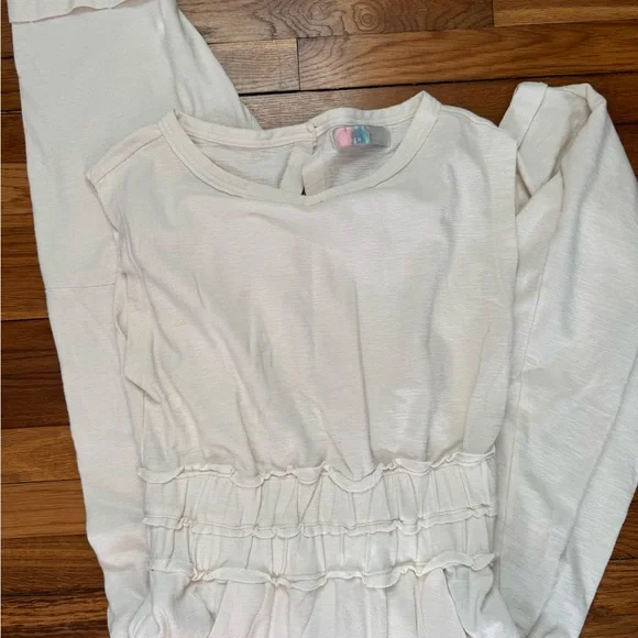 Free People Cream pull on Jumper - Picture 2 of 4